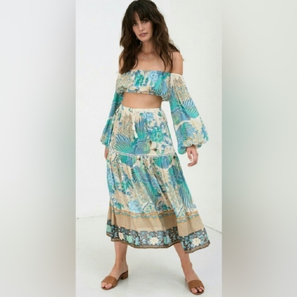 Spell Gypsy Cloud Dancer Skirt, Size Small. - Picture 5 of 7